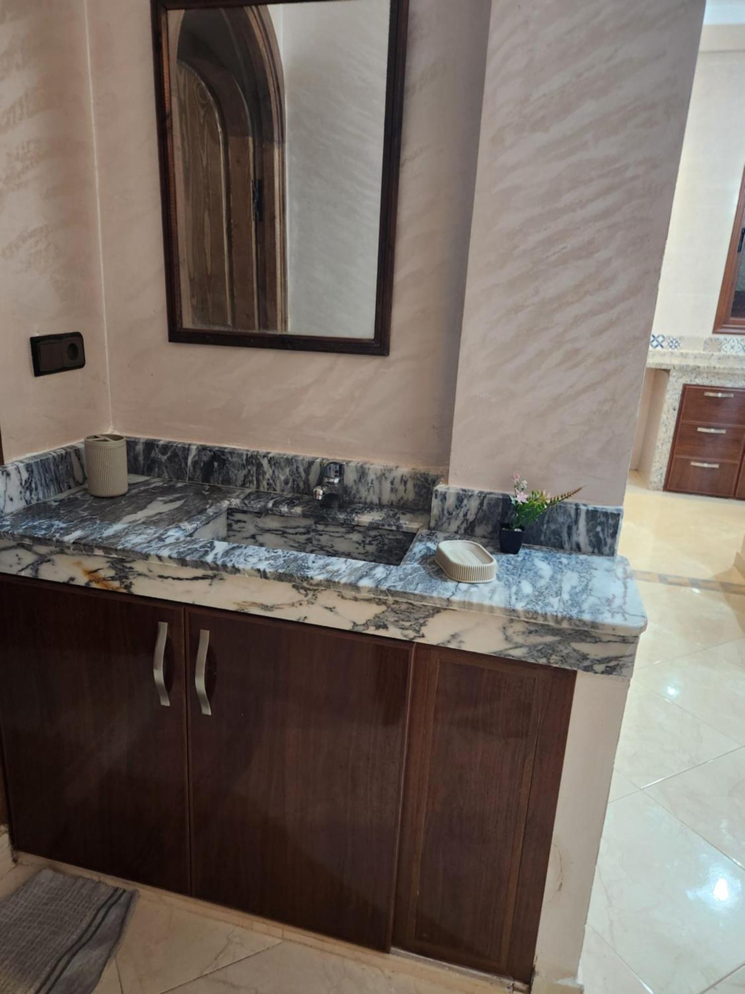 Ocean Guest House Mirleft Bagian luar foto